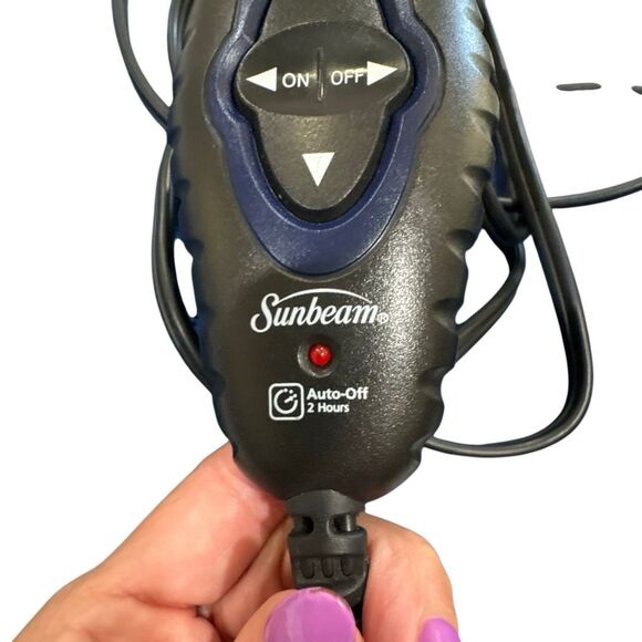 Sunbeam Heating Pad Hot & Cold Therapy, 3 Heat Settings Auto-Shutoff Blue, 11x21 - Picture 4 of 6